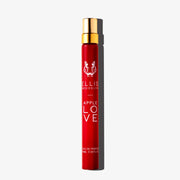 Spray de parfum de voyage Apple Love 10ml sur fond blanc
