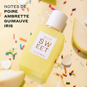 Eau de Parfum Sweet 50ml et spray de voyage Eau de Parfum Sweet 10ml sur fond jaune avec des vermicelles arc-en-ciel, des bonbons cœur blancs et des poires tranchées avec un texte noir qui dit « notes de poire, ambrette guimauve, Iris »